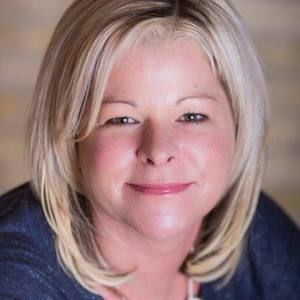 Meet your Posher, Holly